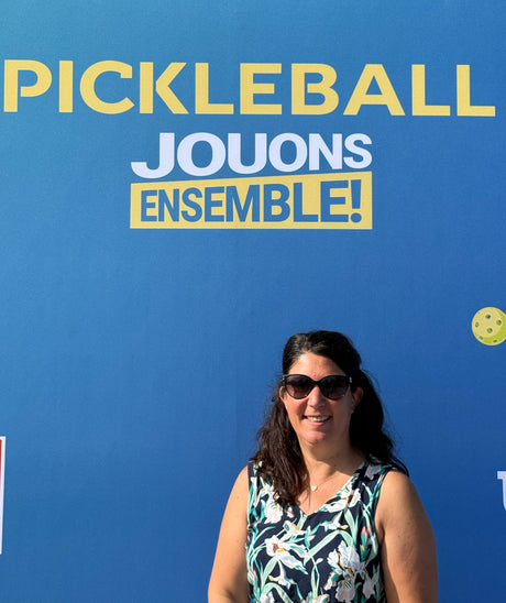 Rencontrez Jessica, membre de l'équipe Mr Pickleball : son parcours et sa passion du pickleball.